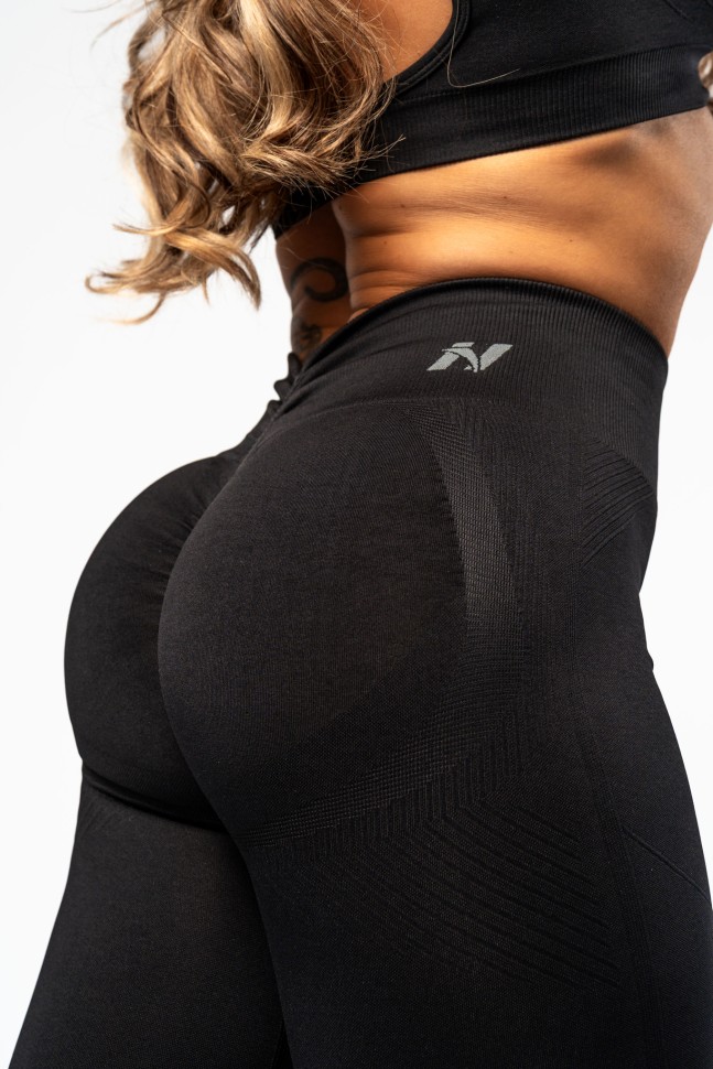 Леггинсы Nebbia High Waisted Push-Up Leggings TOTALLY SEAMLESS 303 Black в Челябинске в Челябинске