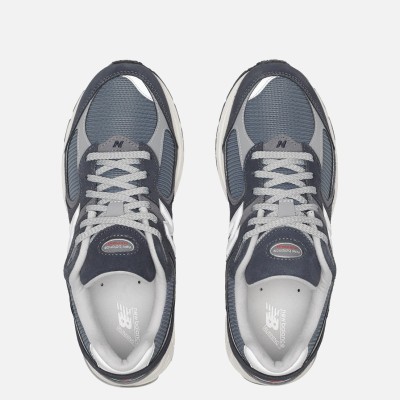 Кроссовки New Balance 2002 M2002RSF