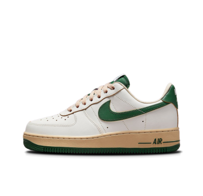 Кроссовки Nike WMNS AIR FORCE 1 &#039;07 DZ4764-133