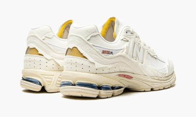 Кроссовки New Balance ML2002RDC