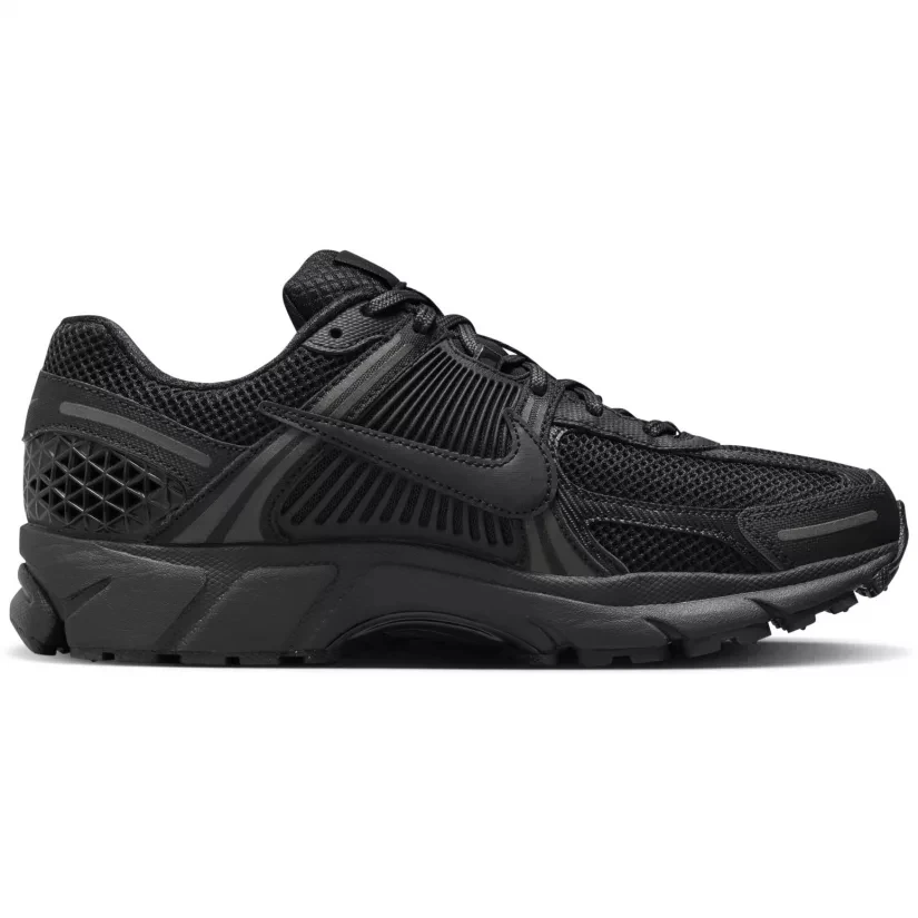 Кроссовки Nike Zoom Vomero 5 Triple Black BV1358-003 в Челябинске  в Челябинске 