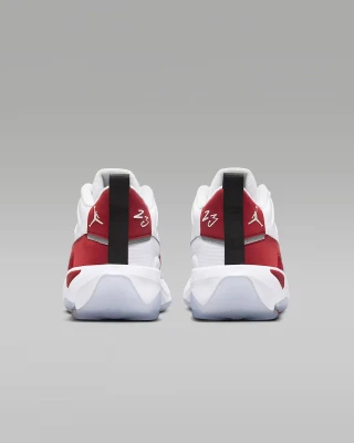 Кроссовки Nike JORDAN MAX AURA 7 HQ2091-003