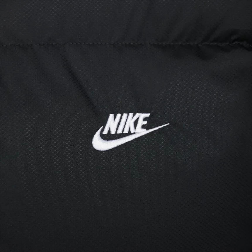 Куртка NIKE M NK CLUB PUFFER JKT FB7368-010 в Челябинске  в Челябинске 