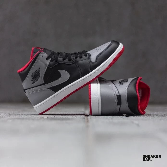 Кроссовки Nike AIR JORDAN 1 MID DQ8426-006 в Челябинске  в Челябинске 
