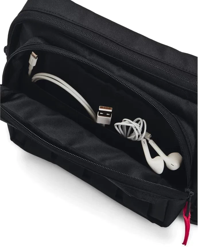 Сумка на пояс Under Armour UA Project Rock Waist Bag 1376457-001 в Челябинске  в Челябинске 