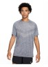 Футболка NIKE M NK DFADV STRIDE SS TOP HV5203-437 в Челябинске  в Челябинске 