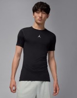 Футболка Nike M J DF SPRT SS COMP TOP HV4099-010 в Челябинске  в Челябинске 