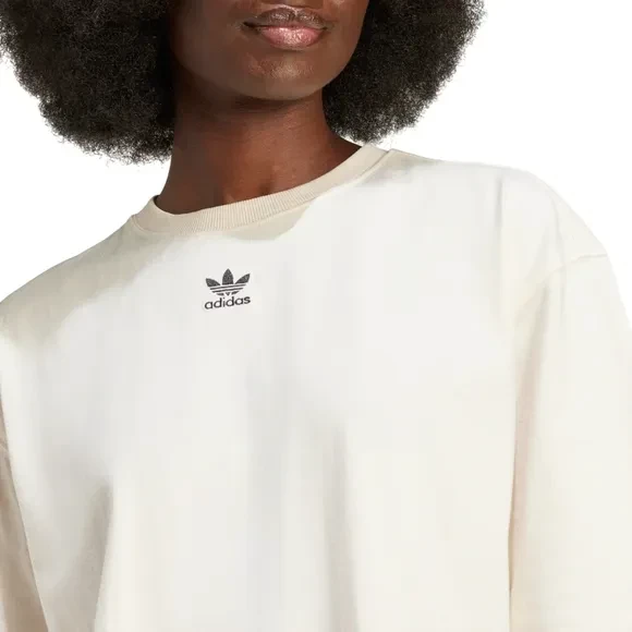 Футболка Adidas Adicolor Essentials Tee IR5926 в Челябинске  в Челябинске 
