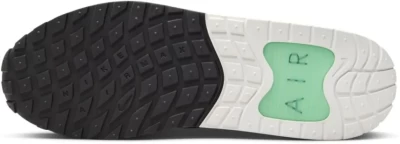 Кроссовки Nike Air Max Solo DX3666-102