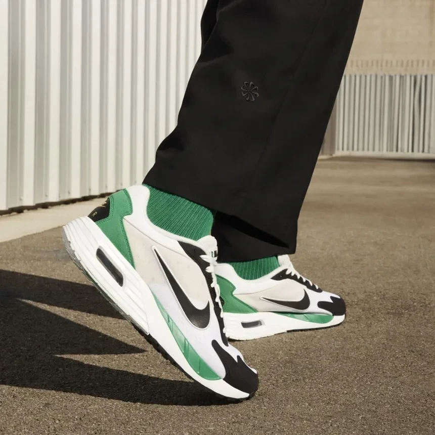 Кроссовки Nike Air Max Solo DX3666-102 в Челябинске  в Челябинске 