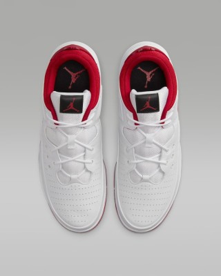 Кроссовки Nike Jordan Max Aura 5DZ4353-106