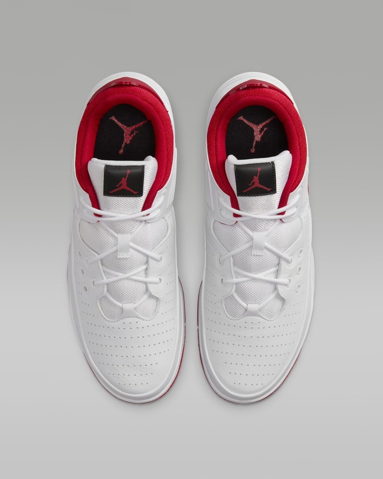 Кроссовки Nike Jordan Max Aura 5DZ4353-106 в Челябинске  в Челябинске 