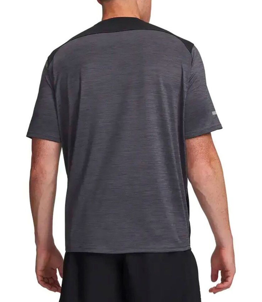 Футболка Under Armour UA Tech Utility SS 6004965-002 в Челябинске  в Челябинске 