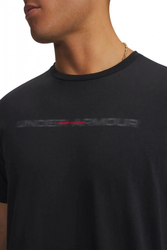 Футболка Under Armour UA M BLUR WM SS 6009248-001 в Челябинске  в Челябинске 