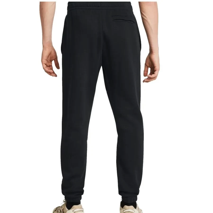 Брюки Under Armour UA Essential Fleece Jogger-BLK 1373882-001 в Челябинске  в Челябинске 