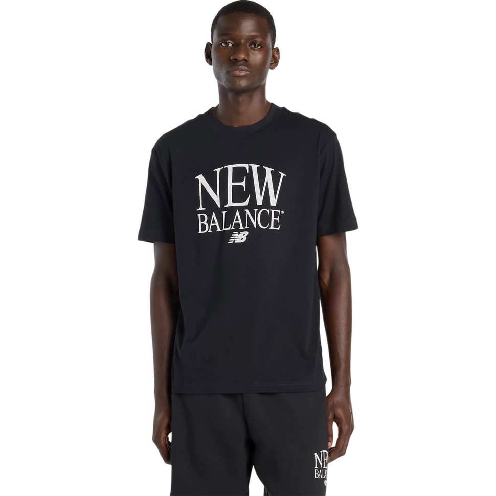 Футболка New Balance Reimagined Graphic T-Shirt MT61X6EQ-BK в Челябинске  в Челябинске 