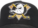 Бейсболка ATRIBUTIKA & CLUB Anaheim Ducks, черн.-бел. 31130 в Челябинске 