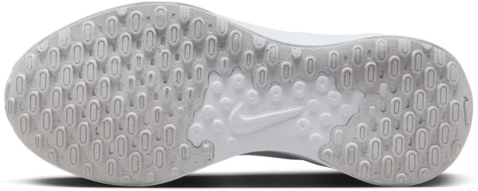 Кроссовки Nike W Nike Revolution 7 FB2208-100 в Челябинске  в Челябинске 