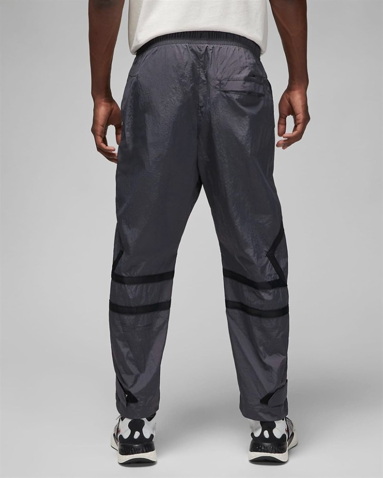 Брюки NIKE M J 23E WOVEN PANT DV7699-022 в Челябинске в Челябинске