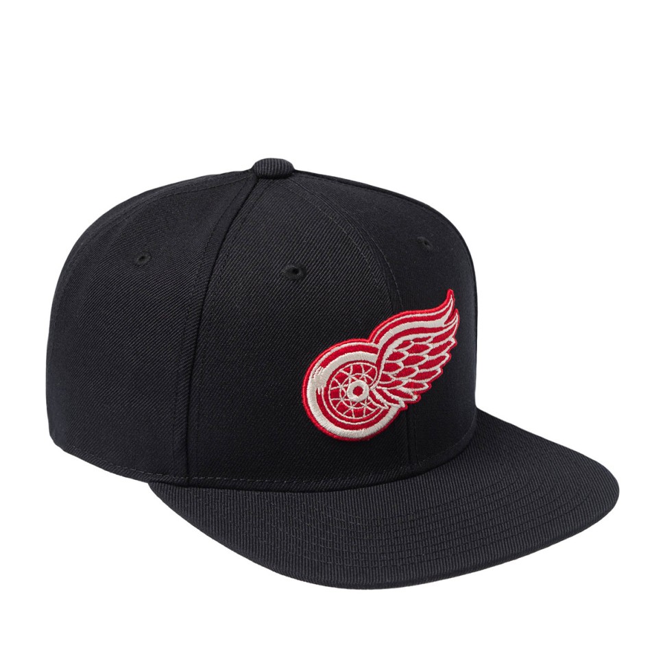 Бейсболка AMERICAN NEEDLE 21006A-DRW Detroit Red Wings Archive 400 NHL (черный) 06-854-09-00 в Челябинске в Челябинске
