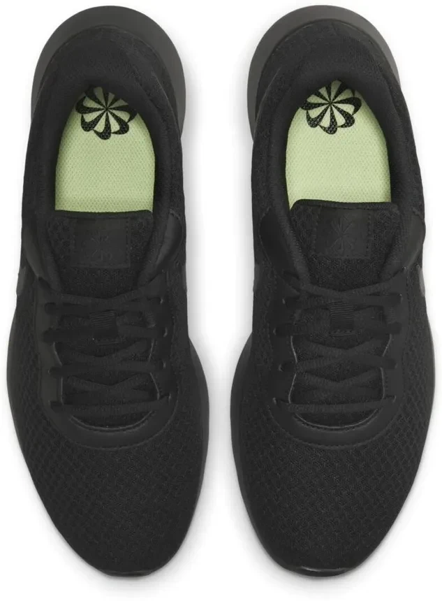Кроссовки Nike TANJUN DJ6258-001 в Челябинске  в Челябинске 