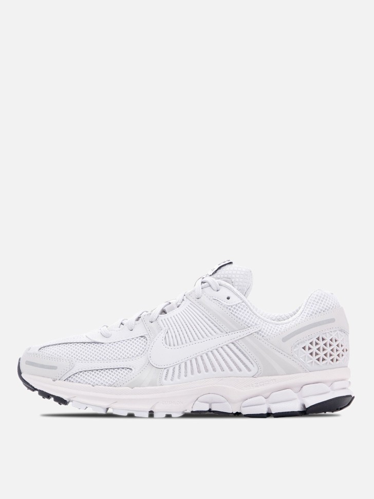 Кроссовки NIKE ZOOM VOMERO 5 SP BV1358-001 в Челябинске  в Челябинске 