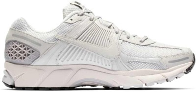 Кроссовки NIKE ZOOM VOMERO 5 SP BV1358-001