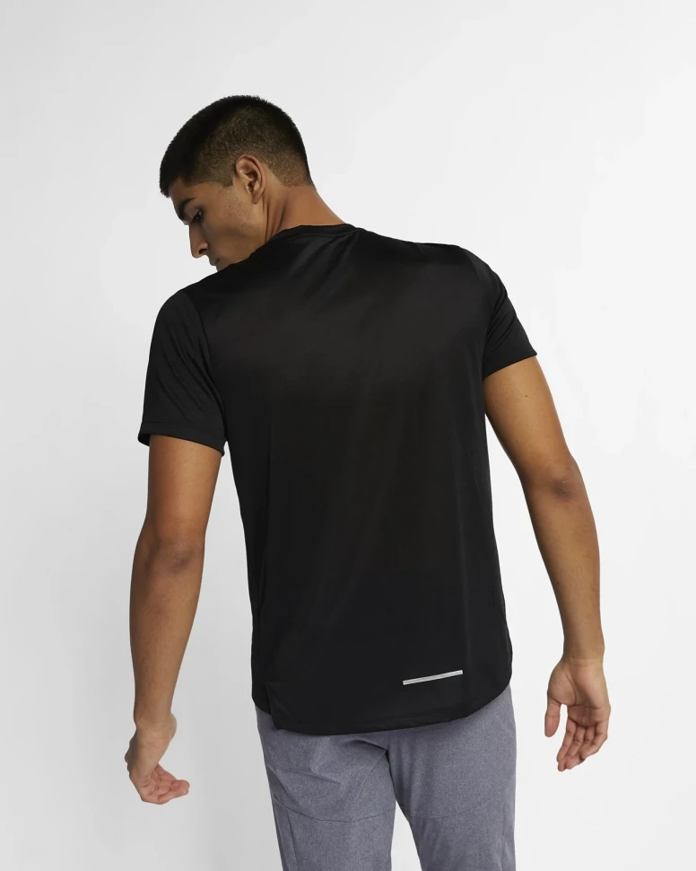 Футболка Nike M NK DRY MILER TOP SS AJ7565-010 в Челябинске  в Челябинске 