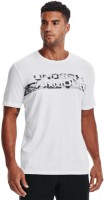 Футболка Under Armour UA CAMO CHEST STRIPE SS 1370519-100 в Челябинске  в Челябинске 