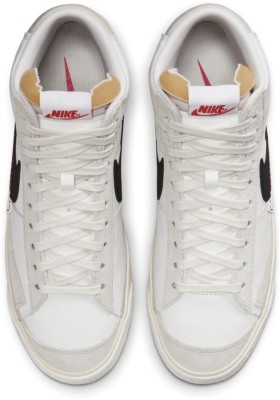 Кроссовки Nike Blazer Mid &#039;77 Pro Club White Light Bone Black DQ7673-100