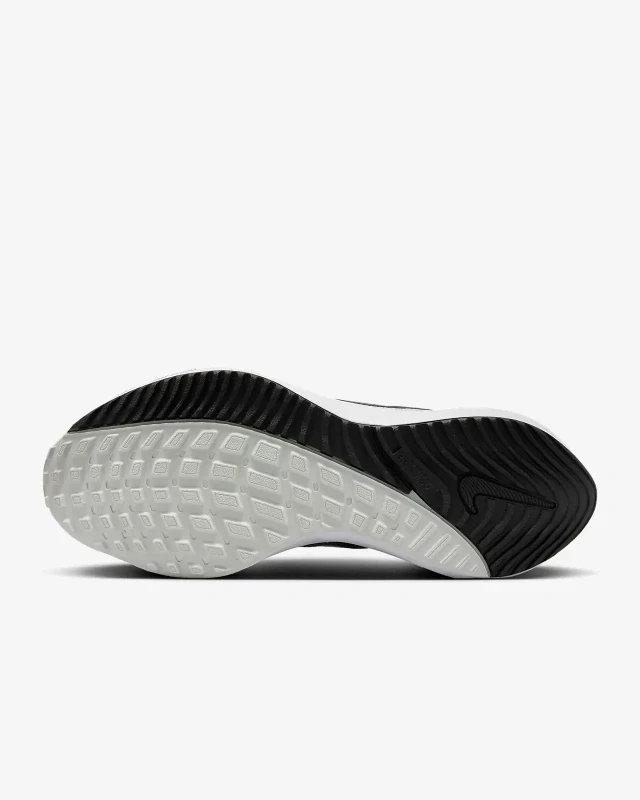 Кроссовки Nike AIR ZOOM VOMERO 16 DA7245-011 в Челябинске  в Челябинске 