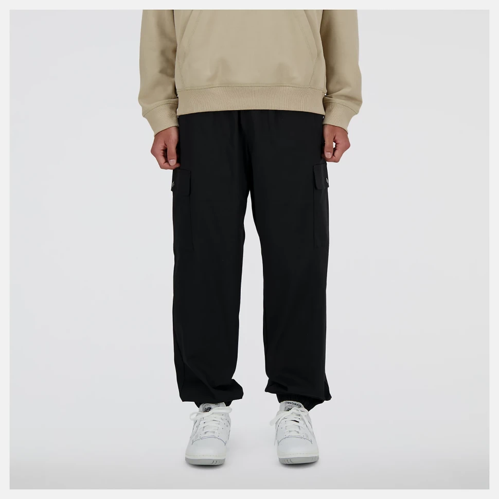Брюки New Balance Icon Twill Cargo Jogger MP41579BK в Челябинске в Челябинске