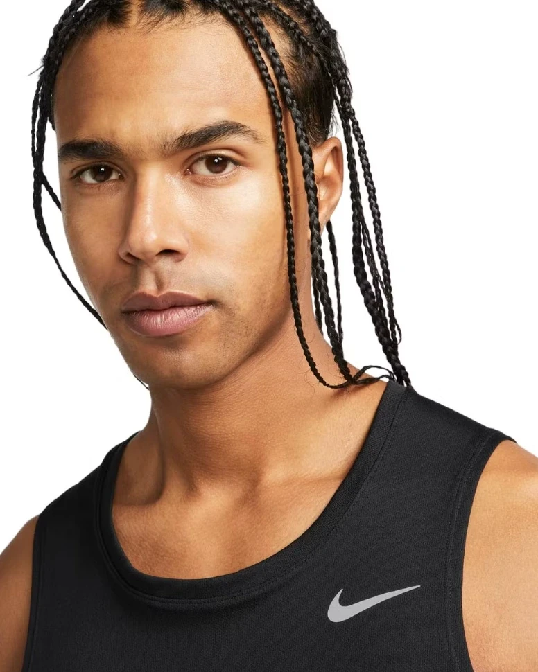 Майка Nike M NK DF MILER TANK DV9321-010 в Челябинске  в Челябинске 