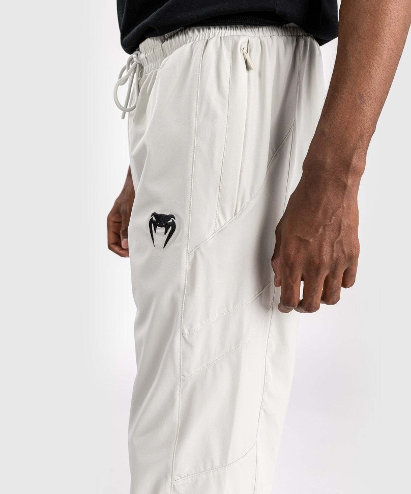 Брюки спортивные Venum Attack 90 Tracksuit Pantsand/Black VEN05074-040 в Челябинске  в Челябинске 