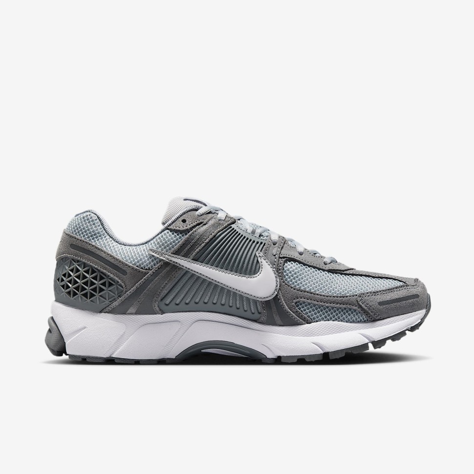 Кроссовки NIKE ZOOM VOMERO 5 SDE HF1553-003 в Челябинске  в Челябинске 