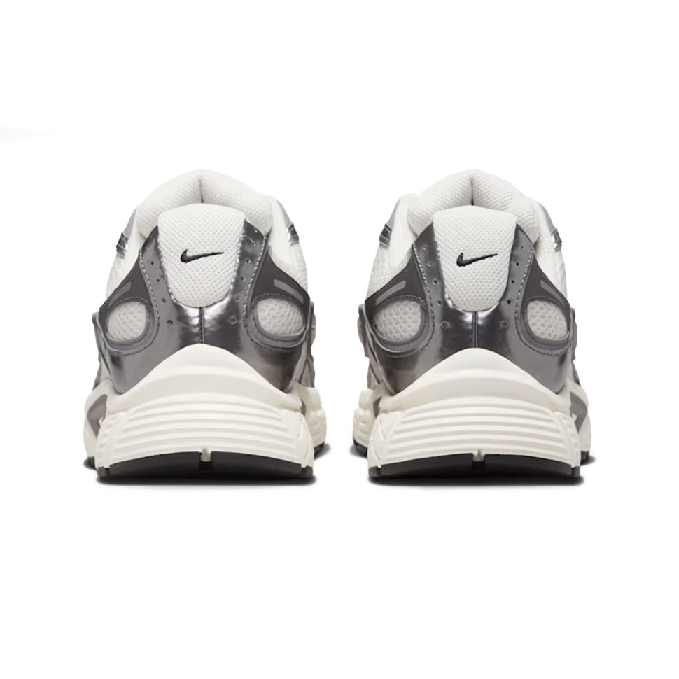 Кроссовки Nike V5 RNR HJ5228-009