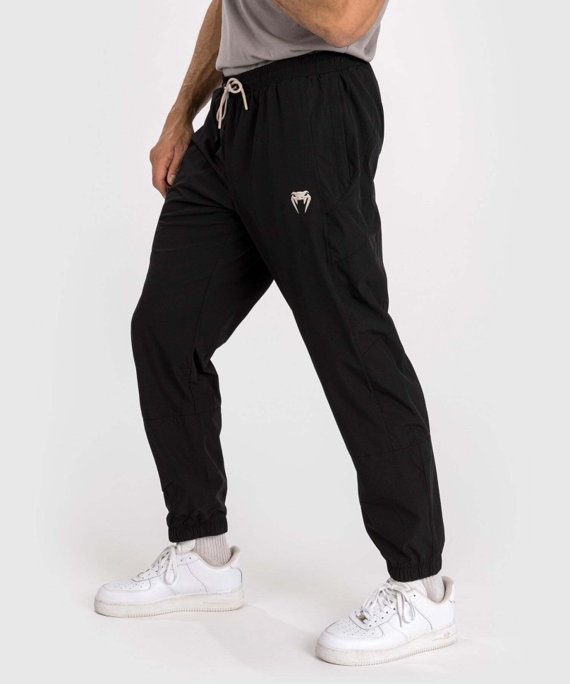 Брюки спортивные Venum Attack 90 Tracksuit Pants - Black/White VEN05074-001 в Челябинске  в Челябинске 