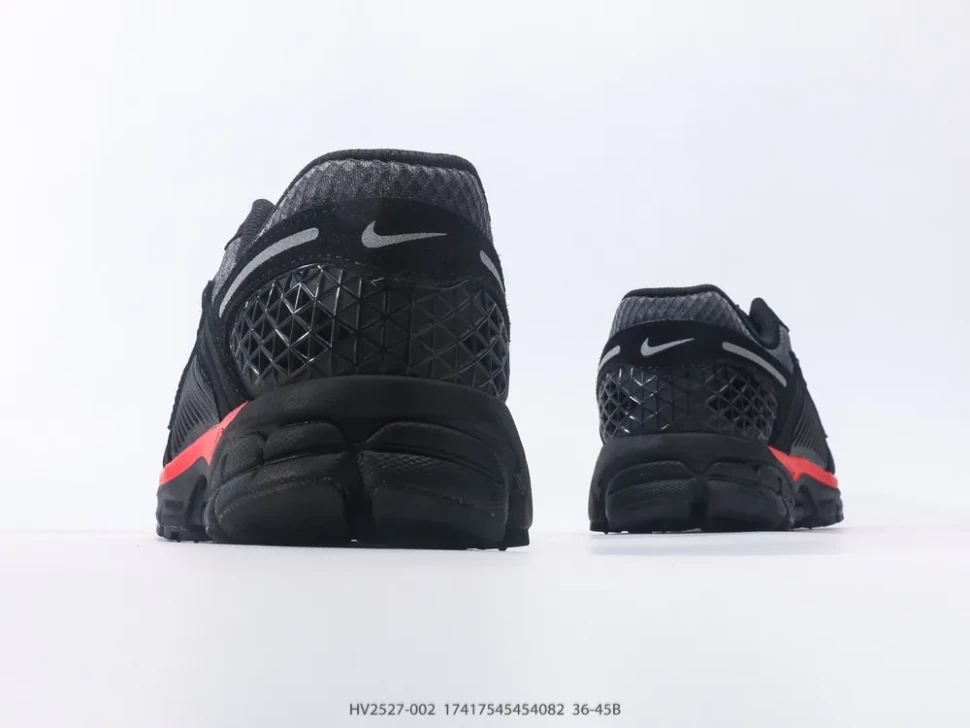 Кроссовки NIKE ZOOM VOMERO 5 SC HV2527-002 в Челябинске  в Челябинске 