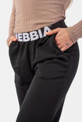 Брюки Nebbia Iconic Mid-Waist Sweatpants with elastic “N” waistband 408 Black