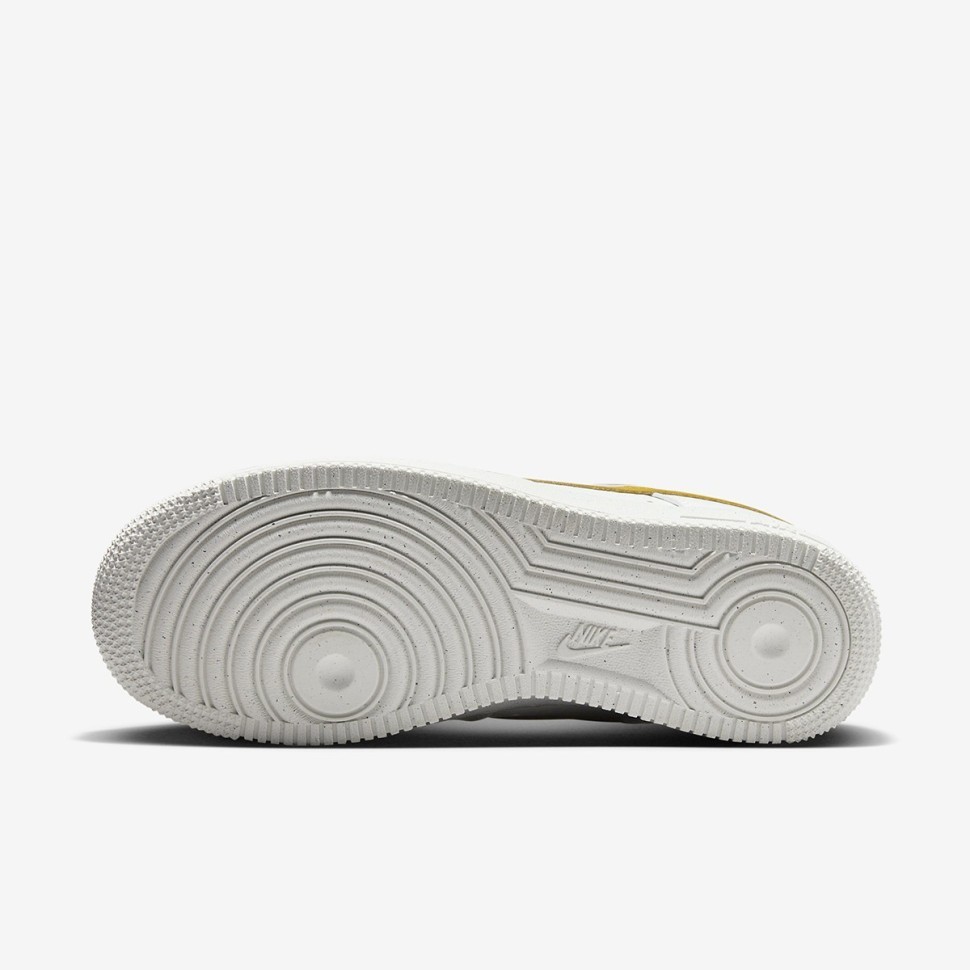 Кроссовки Nike WMNS AIR FORCE 1 '07 NN DV3808-101 в Челябинске  в Челябинске 