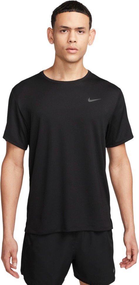 Футболка Nike M NK DF UV MILER SS DV9315-010 в Челябинске  в Челябинске 
