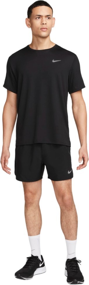 Футболка Nike M NK DF UV MILER SS DV9315-010 в Челябинске  в Челябинске 
