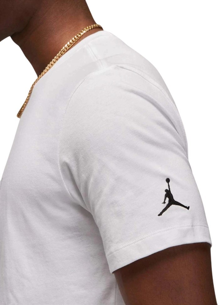 футболка NIKE M J EMB JORDAN AIR CREW DM3182-100 в Челябинске в Челябинске