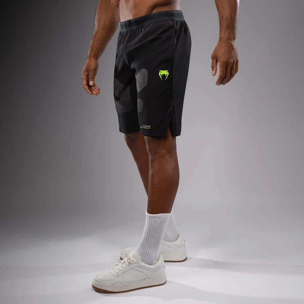 Шорты Venum Training Camp 4.0 Training Short - Black/Neon Green Ven05486-103 в Челябинске  в Челябинске 