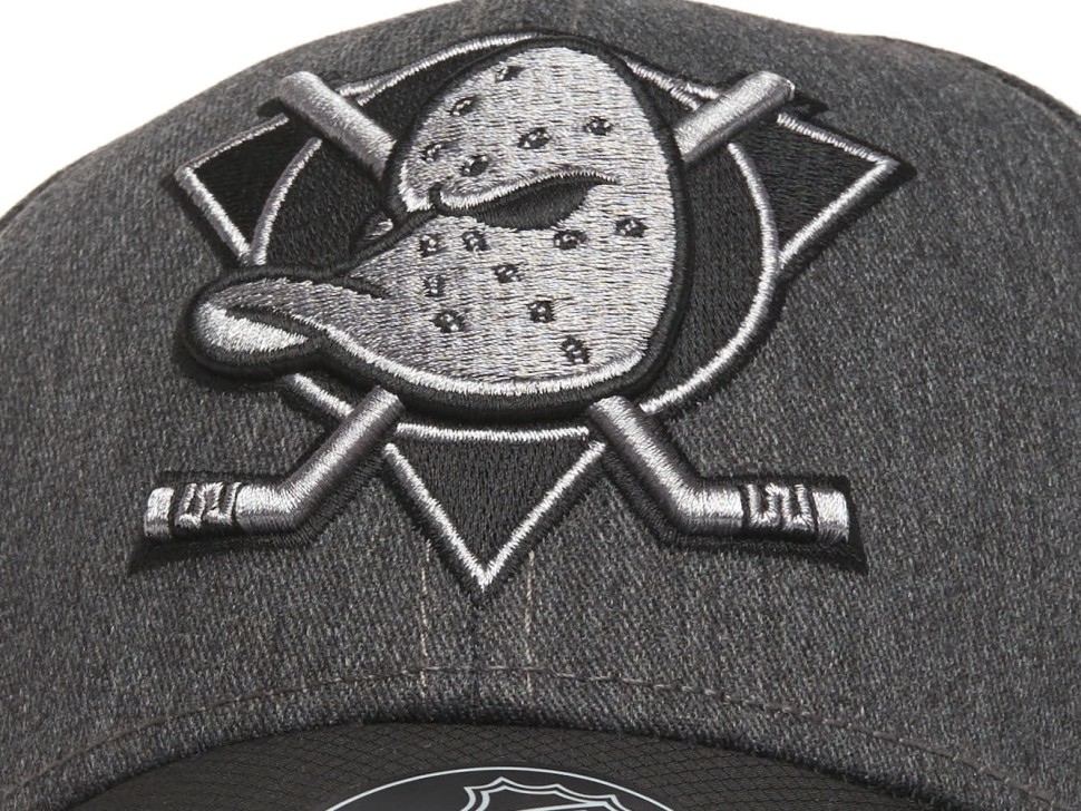 Бейсболка ATRIBUTIKA & CLUB Anaheim Ducks, серо-черн. 31545 в Челябинске  в Челябинске 