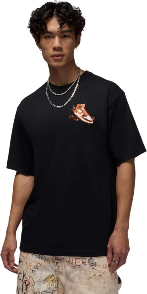 Футболка Nike M J NC AJ1 AD SS CREW HQ8972-010 в Челябинске  в Челябинске 