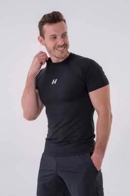 Футболка Nebbia Functional Slim-fit T-shirt 324 Black
