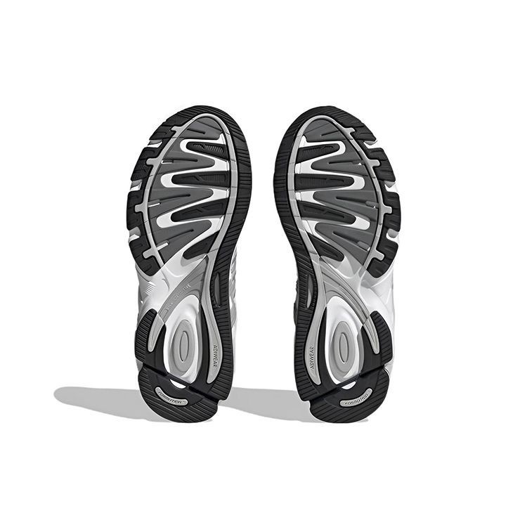 Кроссовки Adidas RESPONSE CL W ID4290 в Челябинске в Челябинске