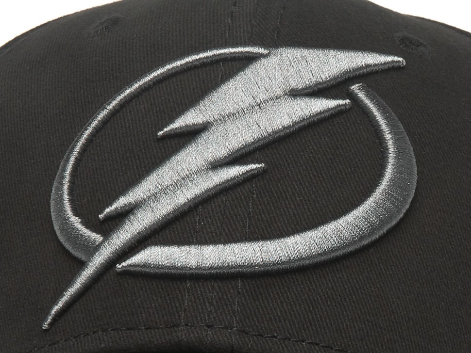 Бейсболка ATRIBUTIKA & CLUB Tampa Bay Lightning, черн. 31606 в Челябинске  в Челябинске 