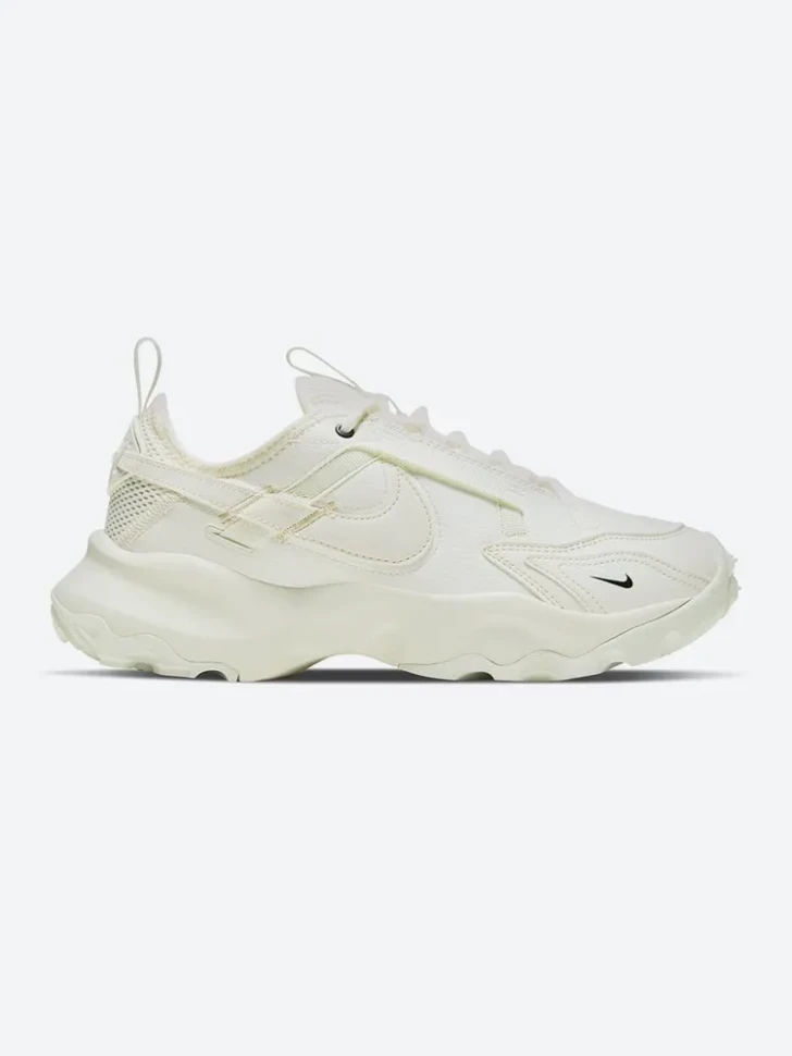 Кроссовки NIKE W TC 7900 DD9682-001 в Челябинске  в Челябинске 